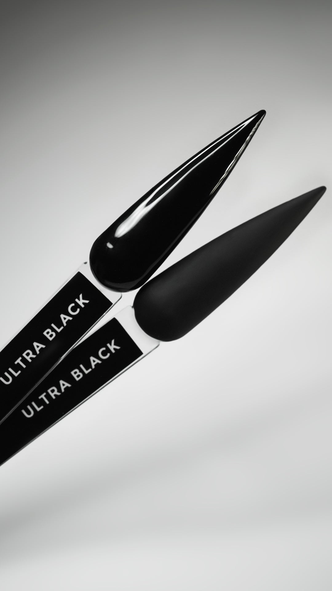 DNKa Nagellack-Gel Ultra Black